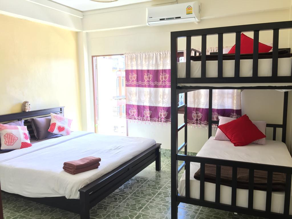 Tid Tarad Hostel Hua Hin Luaran gambar