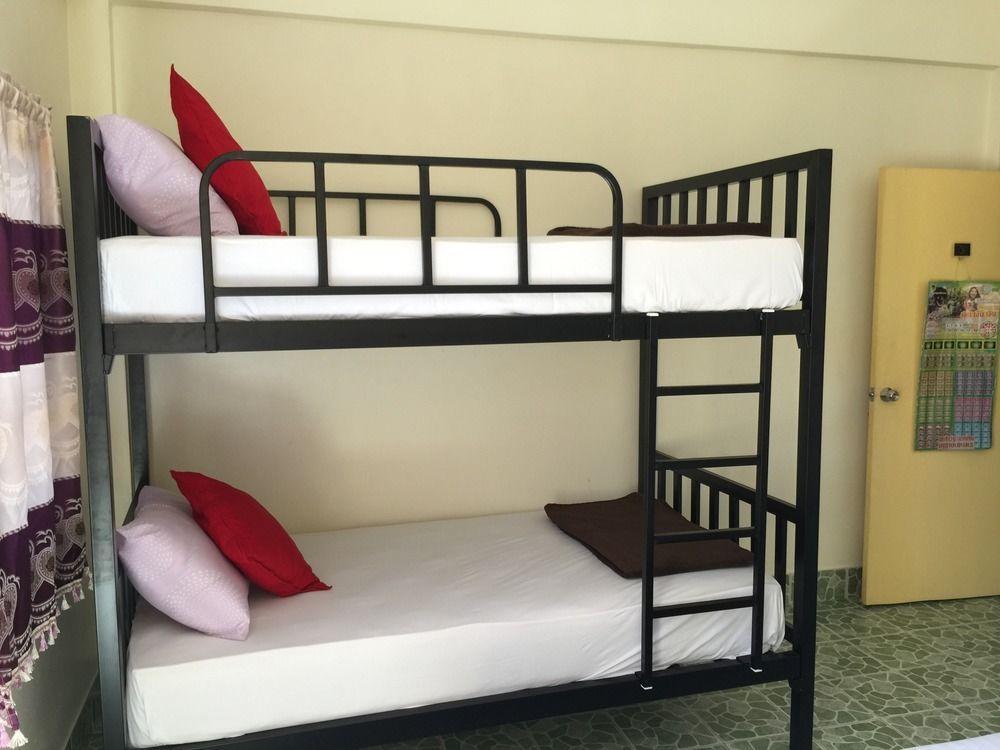 Tid Tarad Hostel Hua Hin Luaran gambar