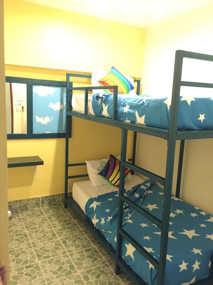 Tid Tarad Hostel Hua Hin Luaran gambar